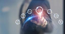 تحول دیجیتال از نگاه داده‌ها (Data-driven Transformation)