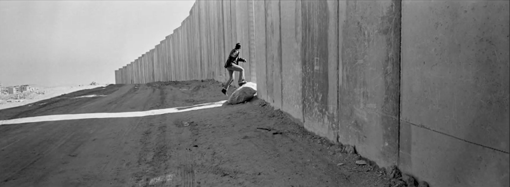 کسی سراغِ آن تخت نرود