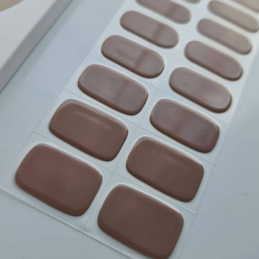 نیل رپ ژله ای کاشت ناخن