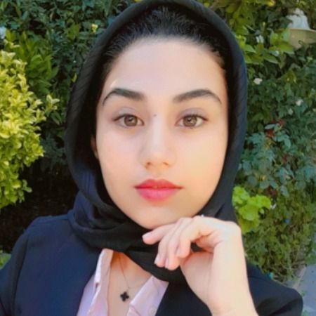 نرگس حنیفه‌زاده