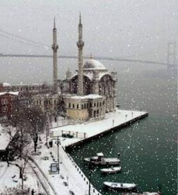 برفی و بارونی ترکیه؛ وقتی زمستون، شهر رو جادویی می‌کنه ❄️🇹🇷