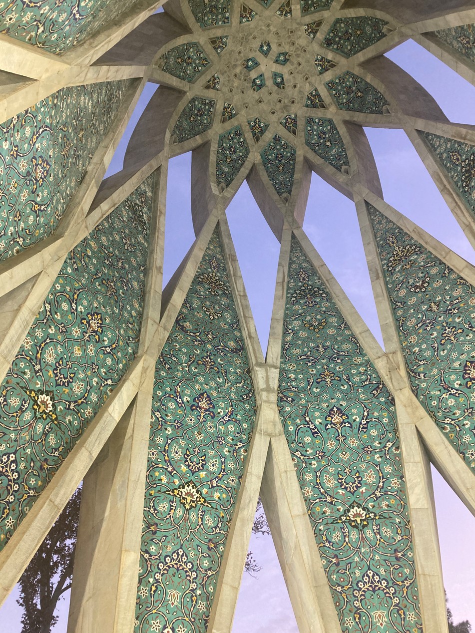 دریاب که عمر رفته را نتوان یافت