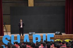 ادامه داره! ؛ نزدیک و نزدیک‌تر به اردو!