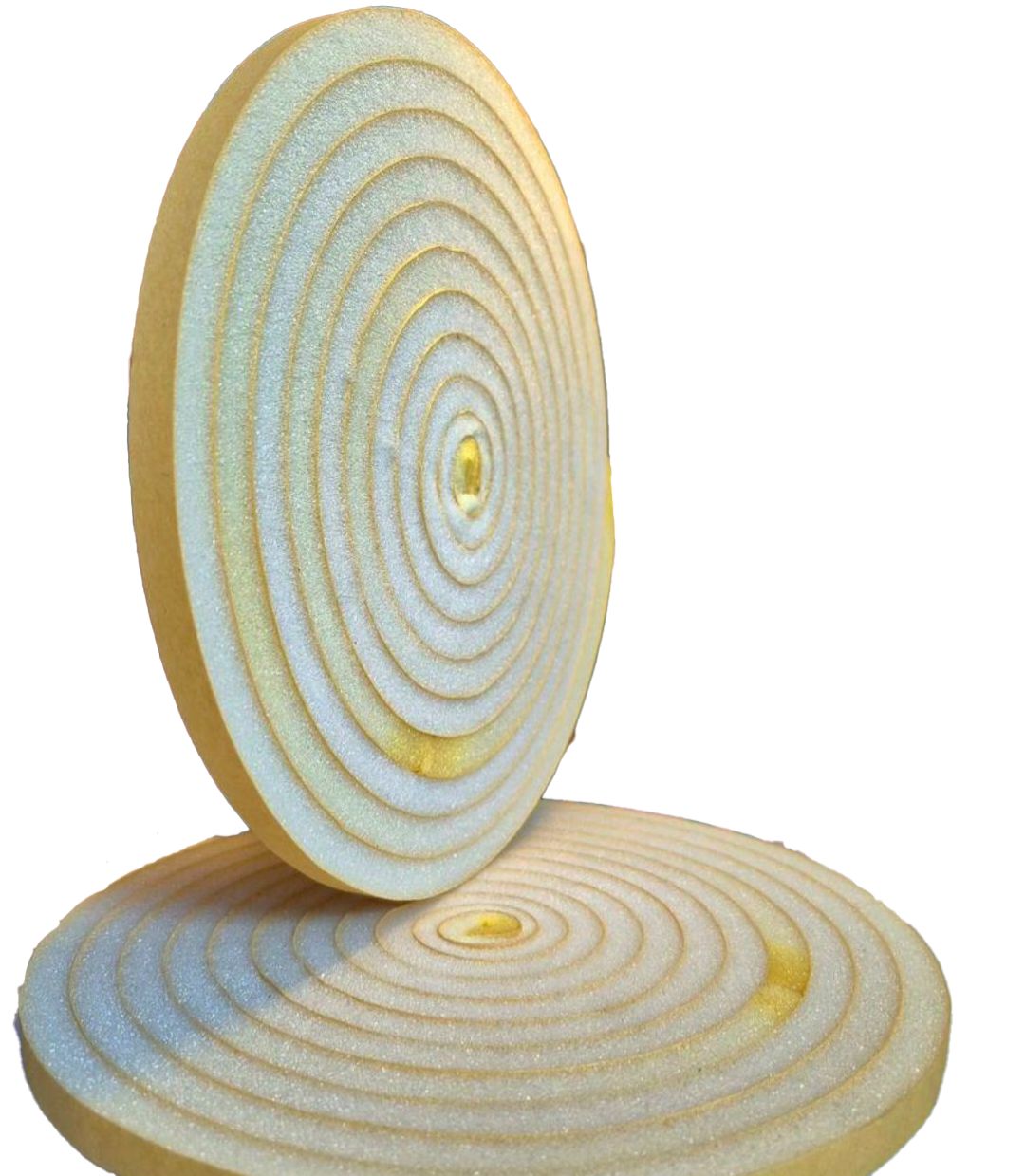 نوار درزگیر بیکدلو که با نام های تیپ یا طیف هم شناخته میشود                                                                                                         نواری است که در ساختار های مختلفی تولید شده و در مصالح مختلف، وظیفه پوشاندن شکاف ها درز ها، درز میان در ها، پنجره ها و شکاف زیر در ها را برعهده دارد. متداول ترین استفاده از نوار درزگیر ها به منظور استفاده در درب و پنجره ها و جلوگیری از ورود و خروج سرما و گرما استفاده میشود. ساختار این نوع درزگیر ها از جنس فوم یا اسفنج بوده و به دو حالت چسب دار و بدون چسب تولید میشود.