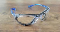 بررسی موارد استفاده از عینک های کار ایمنی