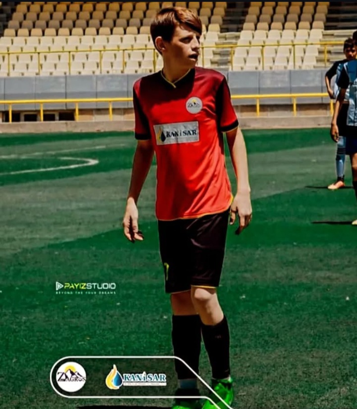 آرتین فلاح| آرتین بهترین هافبک | آرتین بهترین بازیکن |آرتین بازیکن ارومیه |آرتین کورد|آرتین فوتبال |آرتین تیم زاگرس |آرتین ژست |آرتین فوتبالیست |آرتین بازیکن|آرتین در تیم زاگرس بازی میکنه | آرتین کورد زبان هست | بهترین بازیکن ارومیه هست |آرتین شوت زن هست |آرتین دوست |