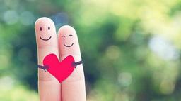 جاذبه‌ای که برای عشق هفت‌سالگی، کوتاه آمد