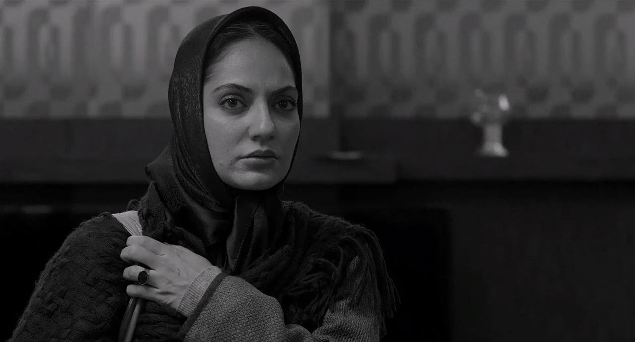 برف روی کاجها، پیمان معادی، ۱۳۹۰