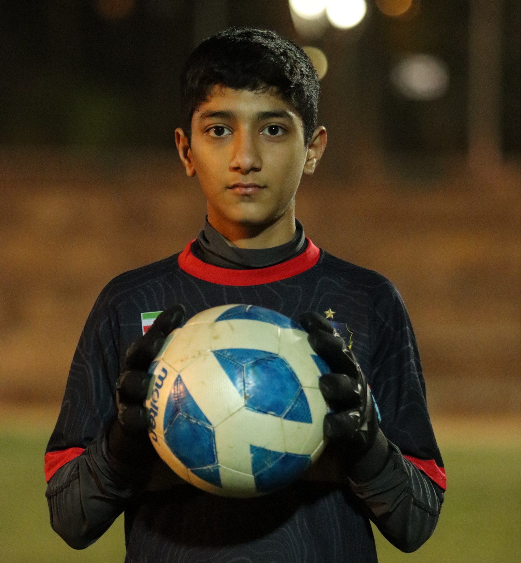 امیرعلی نامخواه دروازه بان تیم فوتبال مشهد