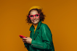 چهره‌ی واقعی ما زیر نور الگوریتم‌های اینستاگرام؛ Blend چه می‌گوید؟