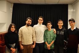 برگذاری کنسرت هنرجویی امیر ملکی در آموزشگاه سورنا