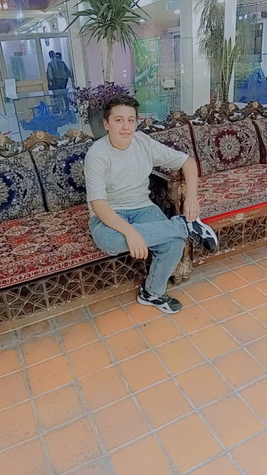 عکس امیر عباس گشول/ امیر عباس گشول کیست / بلاگر طنز