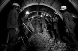 پانزده مرد خسته