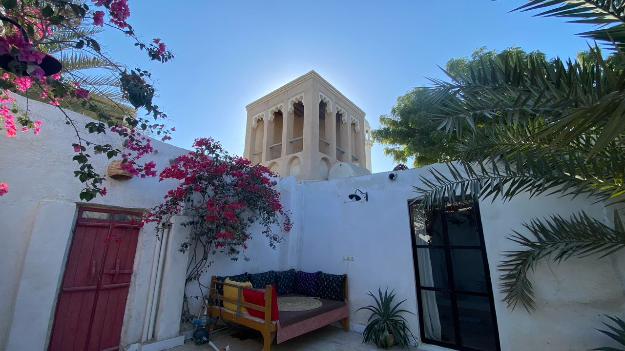 حیاط اقامتگاهمون