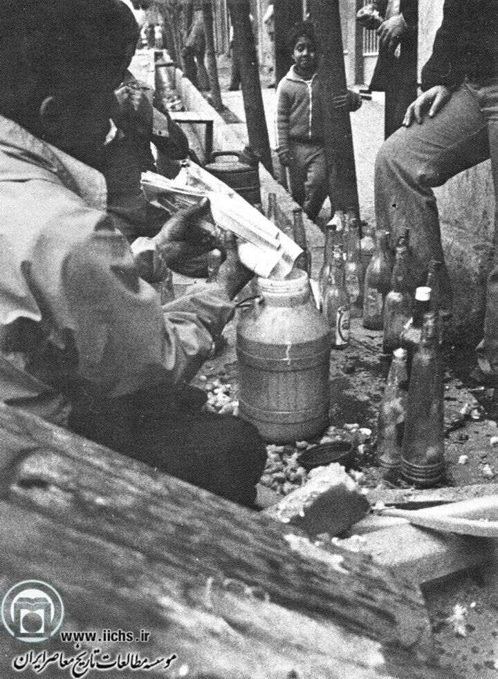 کوکتل مولوتوف در انقلاب ۵۷