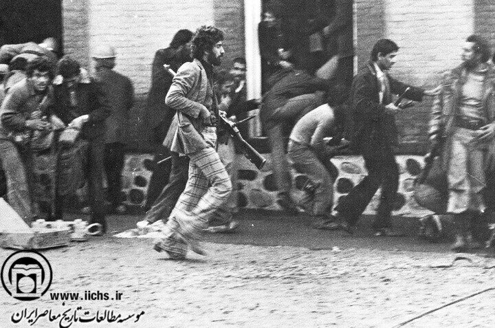 تفنگ در انقلاب ۵۷