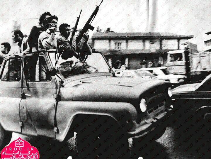 تفنگ در انقلاب ۵۷