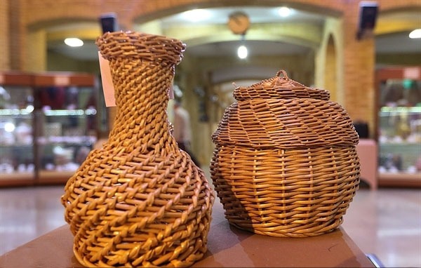 ظروف حصیری، سوغات آبادان