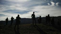 اون حالش خوبه، ولی این کافی نیست.