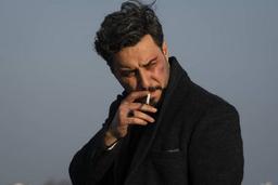 جنگ، سیـــــــــگار ، تـــــــــــــــو ....