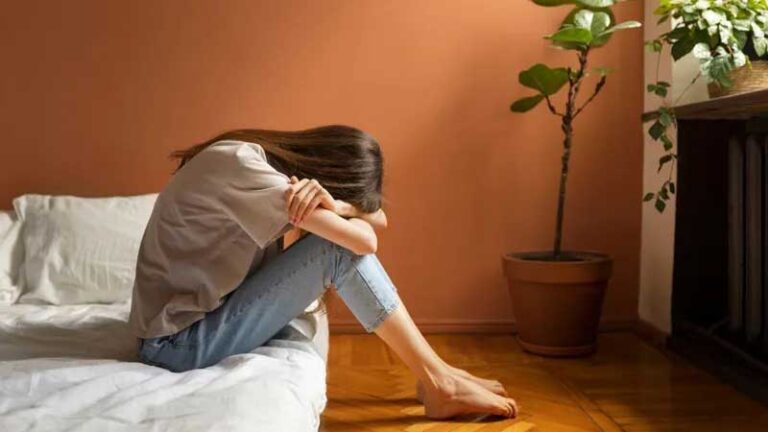 زندگی با بیش فعالی (ADHD) و میل به خودتخریبی