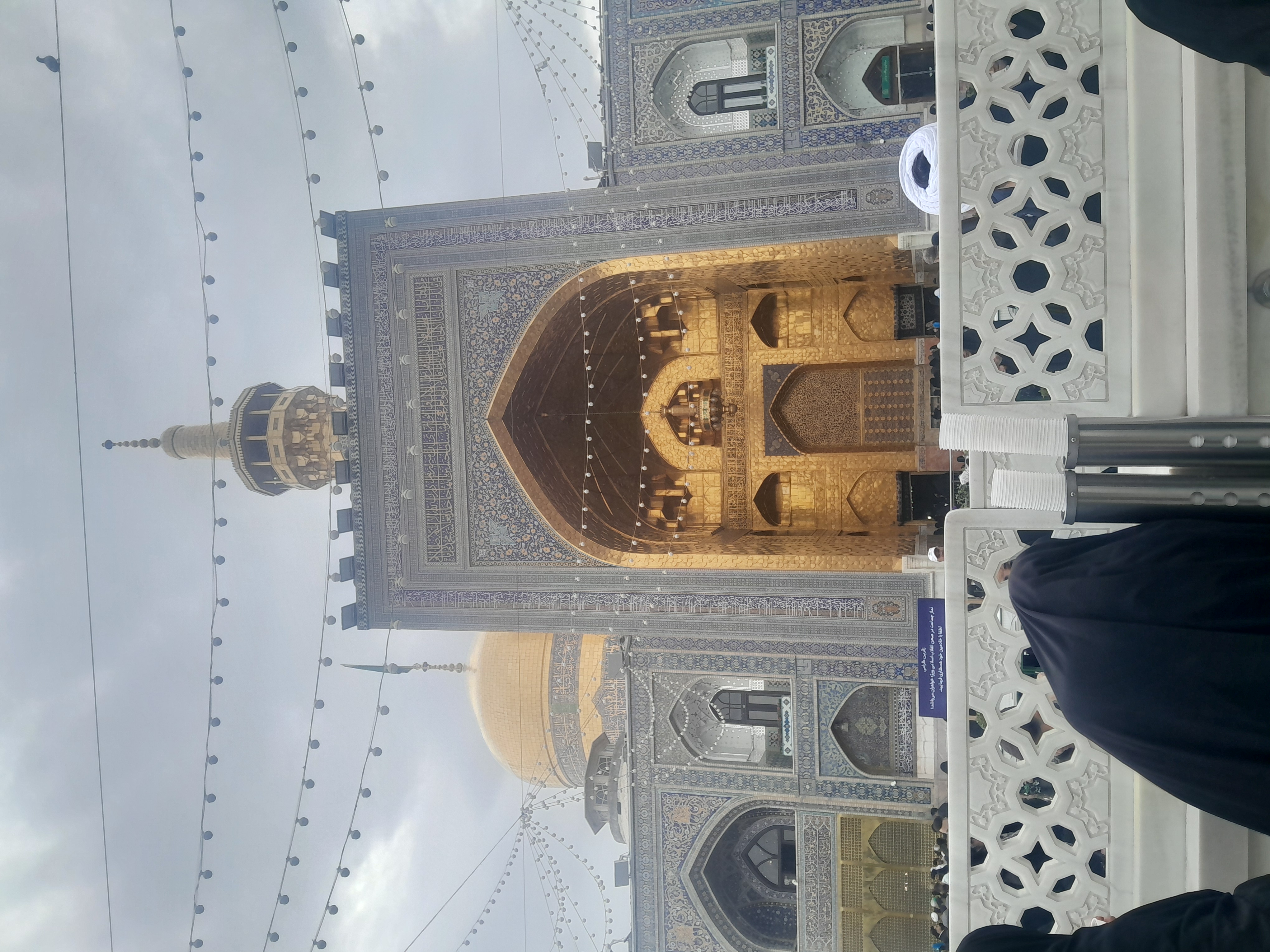 از تو سقاخونه صحن انقلاب قبلا گرفته بودممم