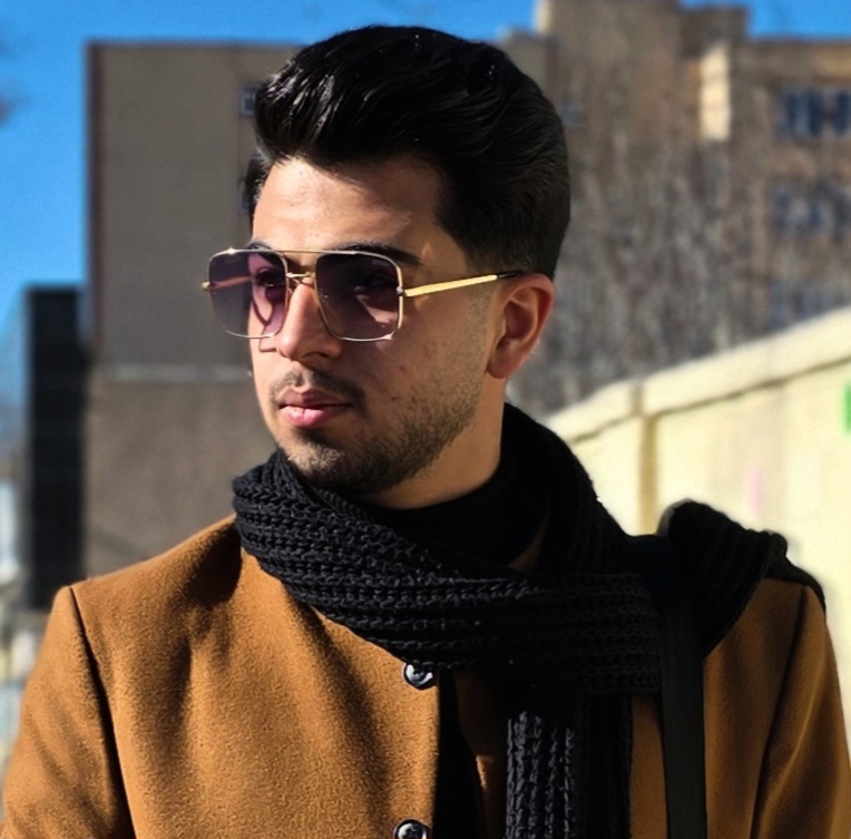 مهران پوررضا | دانشجوی حقوق و علاقهمند به مشاوره حقوقی