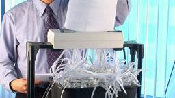 ایجاد پرونده الکترونیک سلامت و امحاء مدارک پزشکی