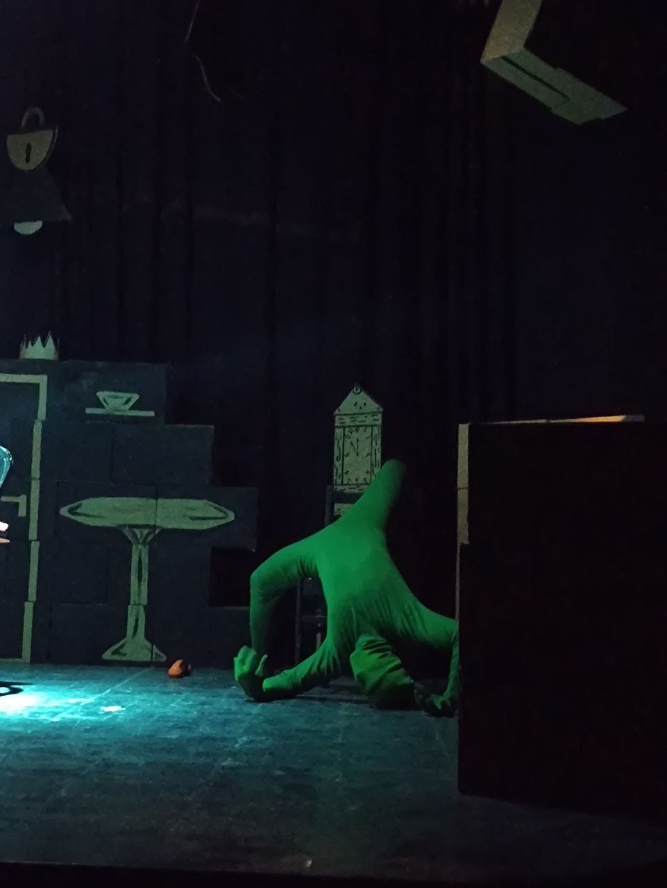 –آیدین ایران زاد و فرم بدنی‌اش در نقش ویژوال افکت–