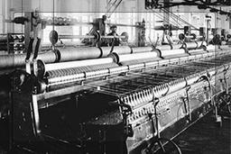 تاریخچه اولین فرش ماشینی در ایران