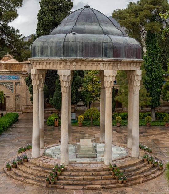 استوار و ماندگار