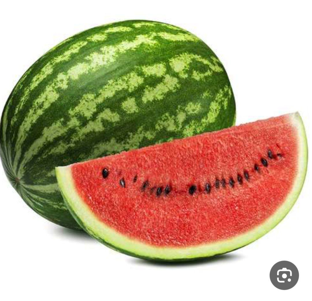 طرف چشماش چهارتا شد! گفت: «چی چی؟! هشتاد تومن؟! مگه طلا توش آب کردی؟ این که همهش یخه! به جانِ خودم اگه ببرم خونه، تا نرسیده آب میشه، من میمونم و یه کاسه آبِ شیرین!»