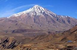 آن بالا که ابر ها راه میروند🏔☁️