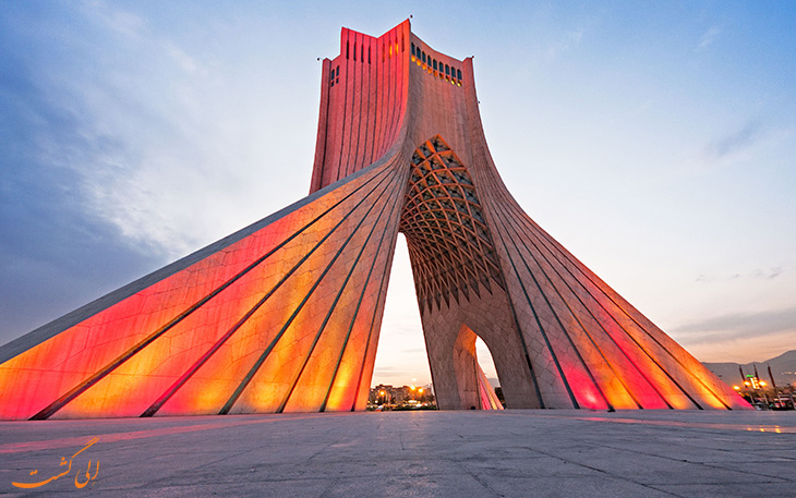 تصویری تزئینی از «برج آزادی»