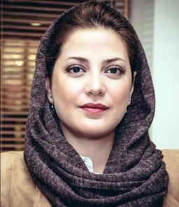 چگونه خرید آنلاین لباس زنانه را با توجه به مد تجربه کنیم؟