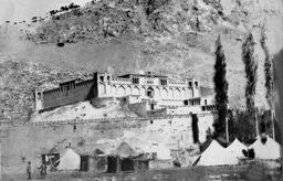 تجربه‌نویسی در زندانِ قصر! یو ایکس رایتینگ به سعیِ خانۀ تجربه‌نویسی