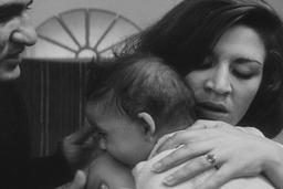 خشت و آینه / خانه سیاه است