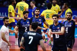 والیبال به وقت شیکاگو