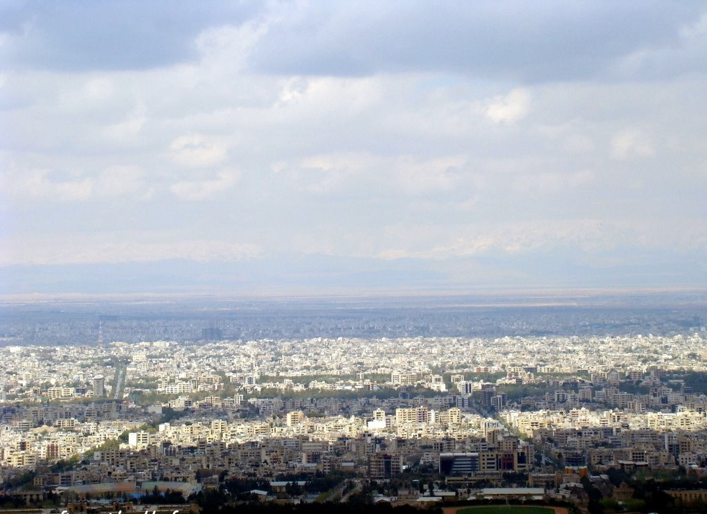 تصویر شهر از کوه صفه