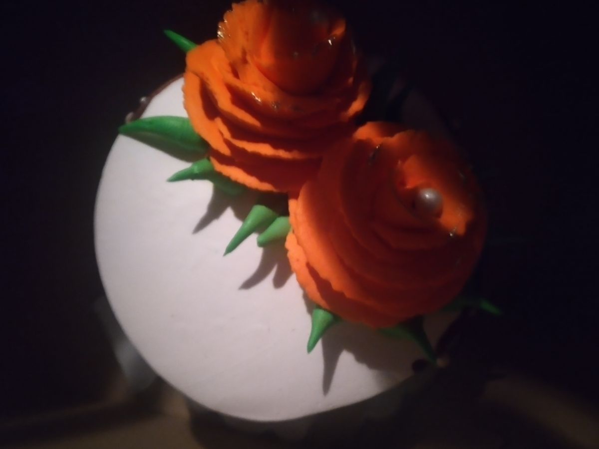 تولد بدون کیک که نمبشه ....