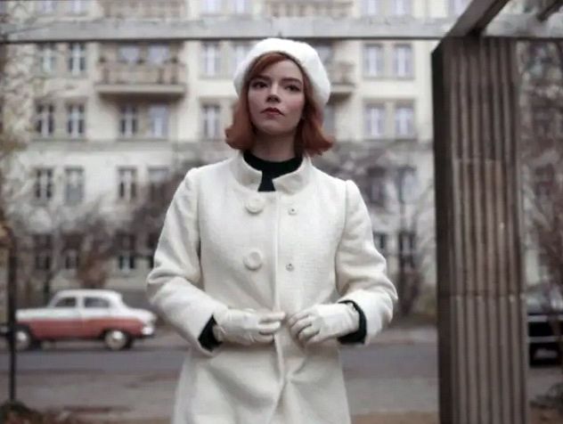 بت اینقدر شاه رقبا رو کیش میکنه که تبدیل میشه به یک ملکه