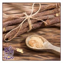 ماسک شیرین بیان برای شفافیت صورت و از بین بردن لک