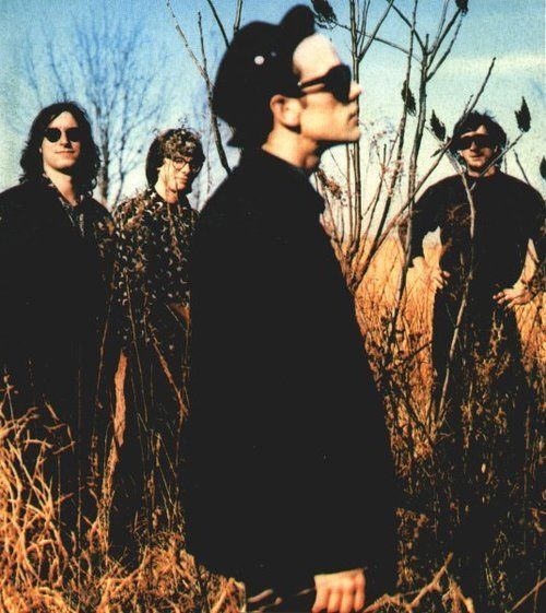 به خاک سپرده گشتِگان/3