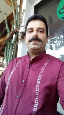 "نهنگ خسته ی فکرم"