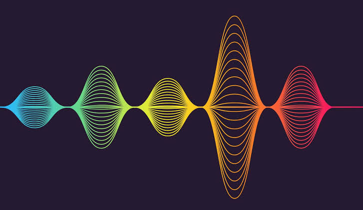 صدایت را دوست دارم... خندیدنت را بیشتر...