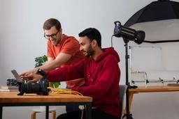 ویدئو مارکتینگ با فیلم صنعتی (7 نکته اساسی)