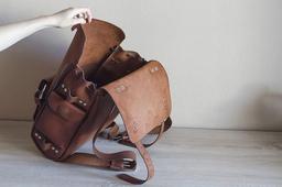 چگونه از کیف و کفش چرم نگهداری کنیم؟