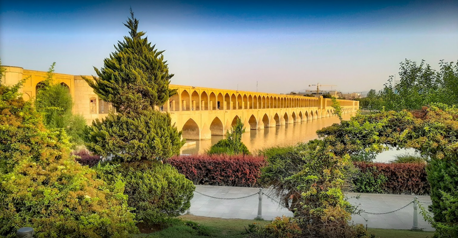 سی و سه پل هوشمندترین پل جهان