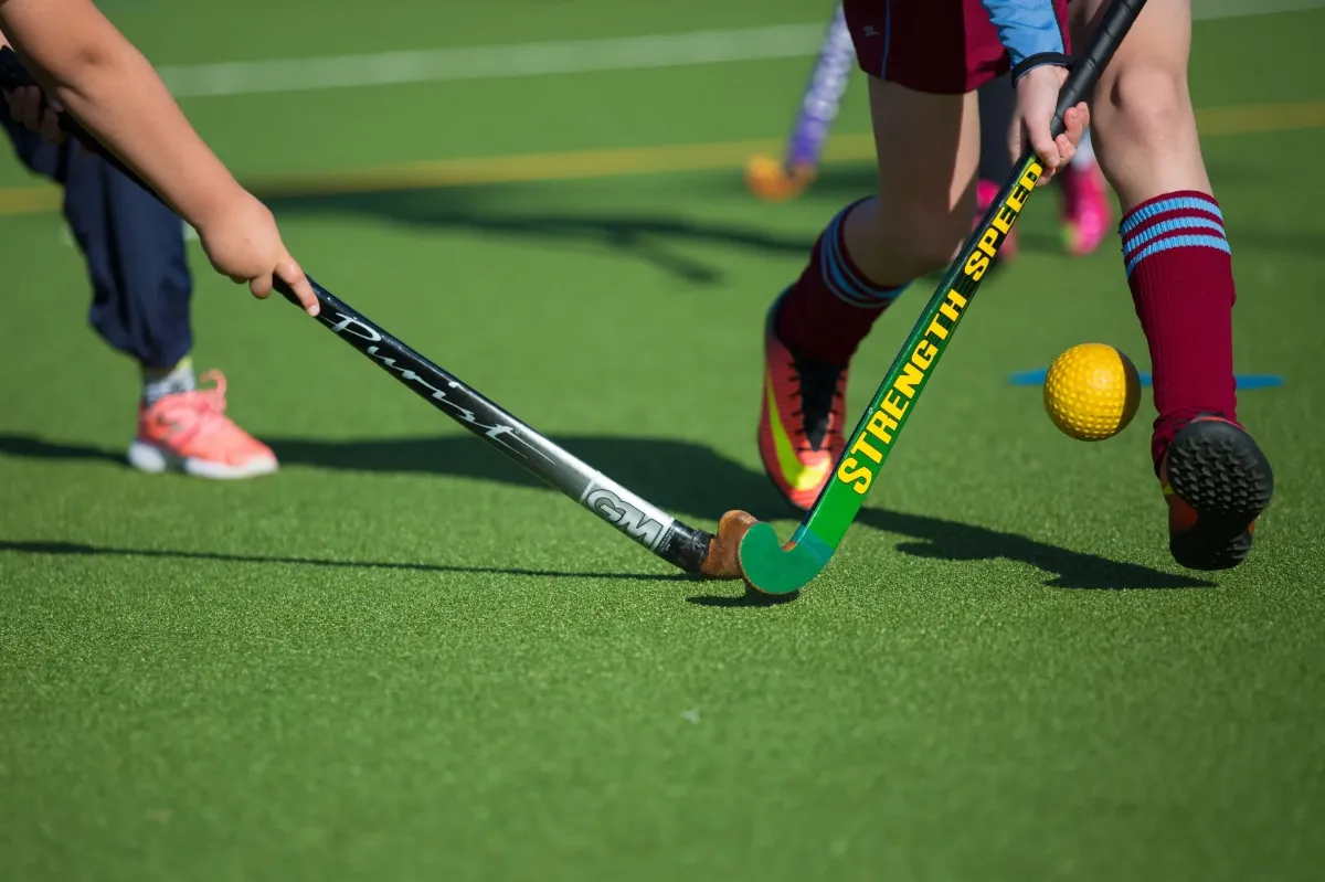 مسابقه اصول ورزش هاکی روی چمن