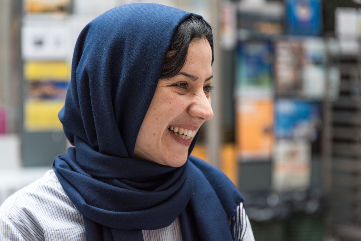 حضور عبیده در اروپای بد! برای چندین سال و دریافت حقوق از آنان